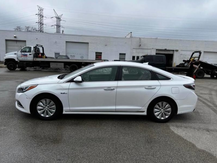 2016 Hyundai Sonata Hybrid