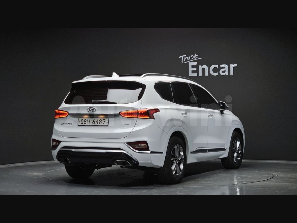 2020 Hyundai Santa Fe  FWD