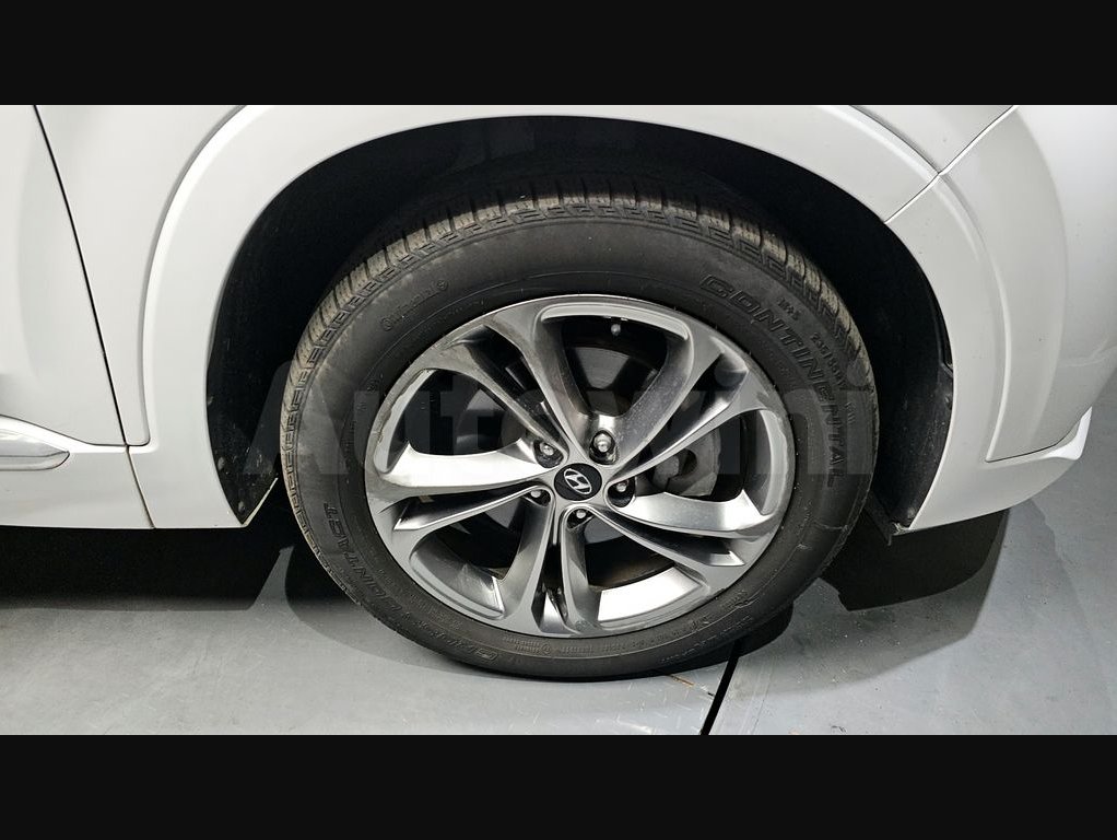 2020 Hyundai Santa Fe  FWD