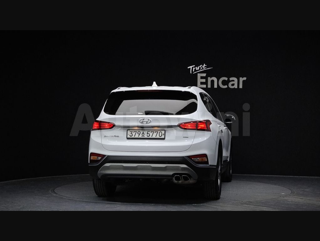 2020 Hyundai Santa Fe  FWD