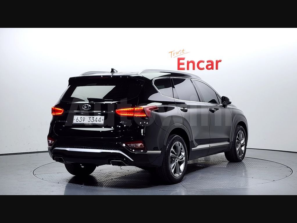 2019 Hyundai Santa Fe  FWD