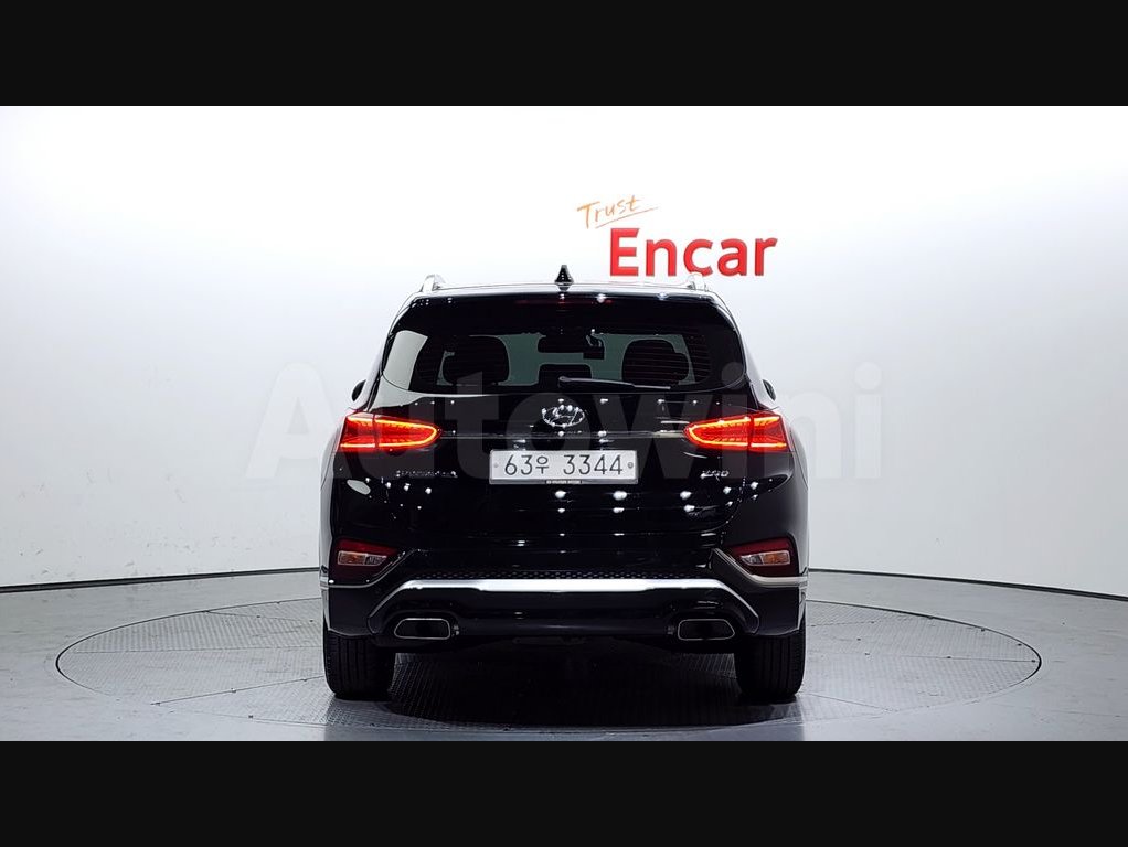 2019 Hyundai Santa Fe  FWD