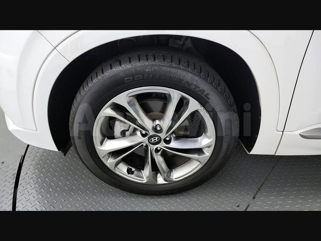 2020 Hyundai Santa Fe  FWD