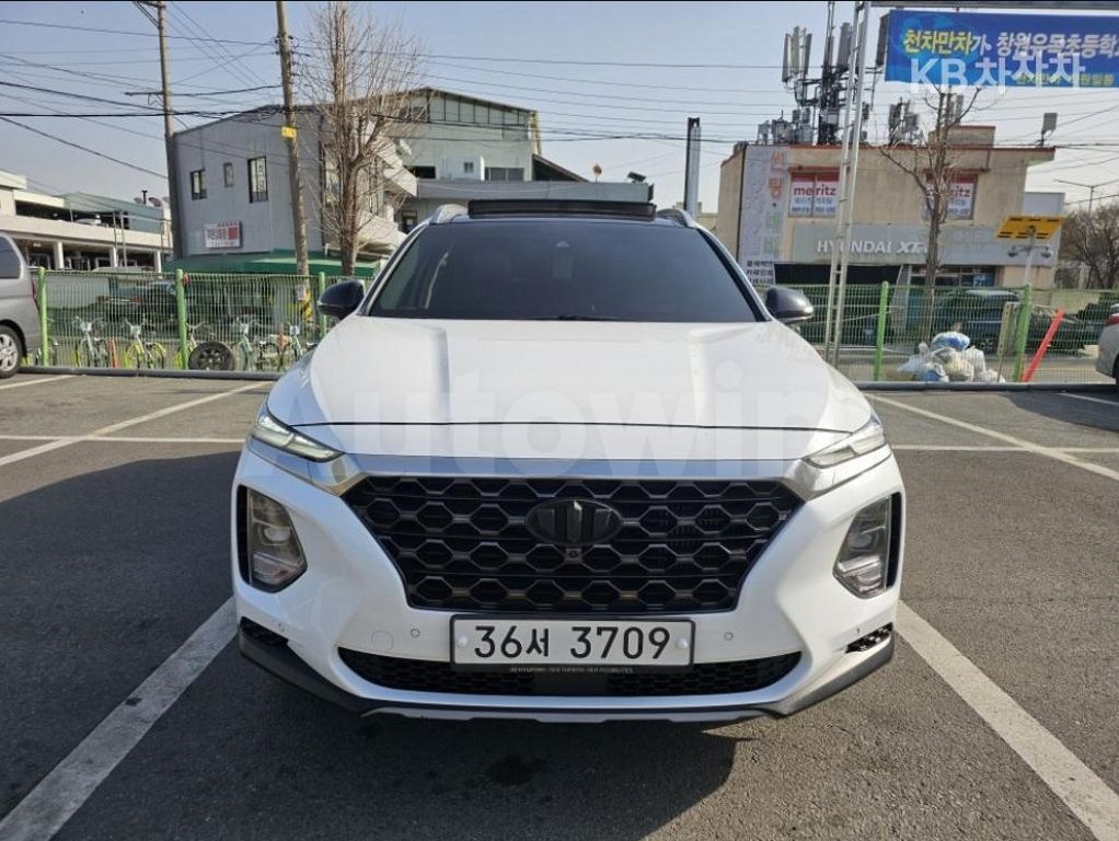 2019 Hyundai Santa Fe  FWD