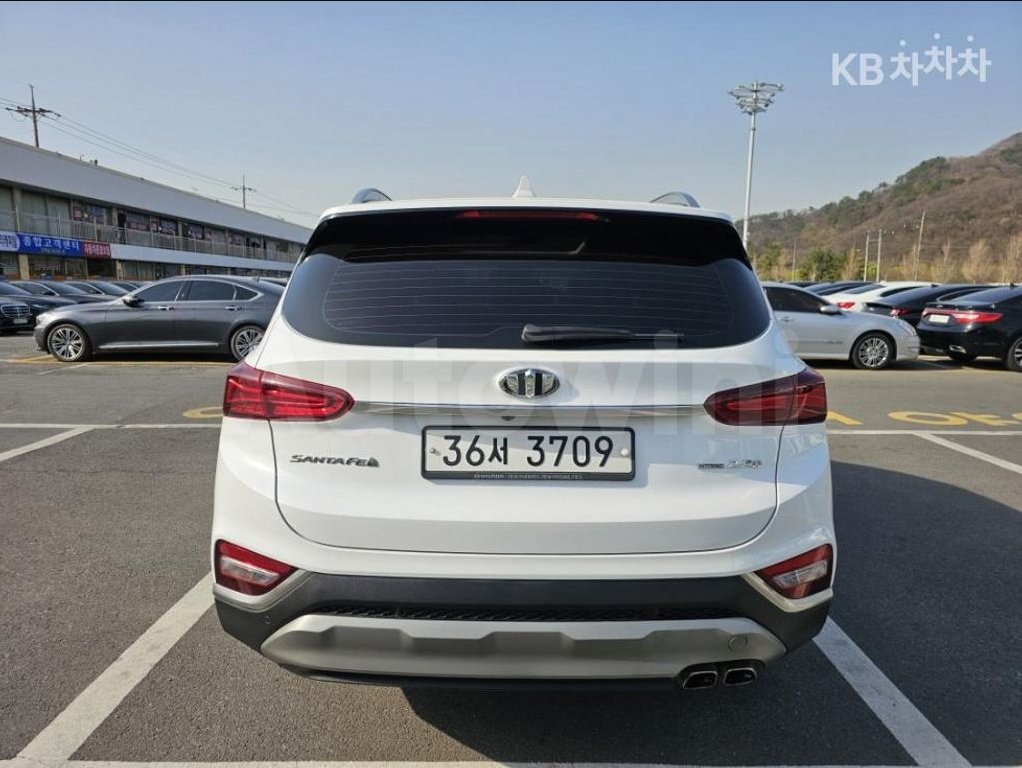 2019 Hyundai Santa Fe  FWD