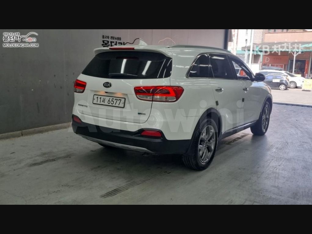 2015 Kia Sorento  FWD