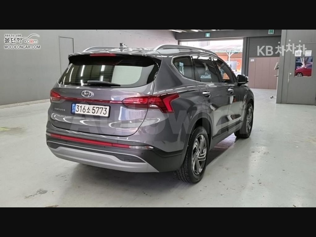 2021 Hyundai Santa Fe  FWD