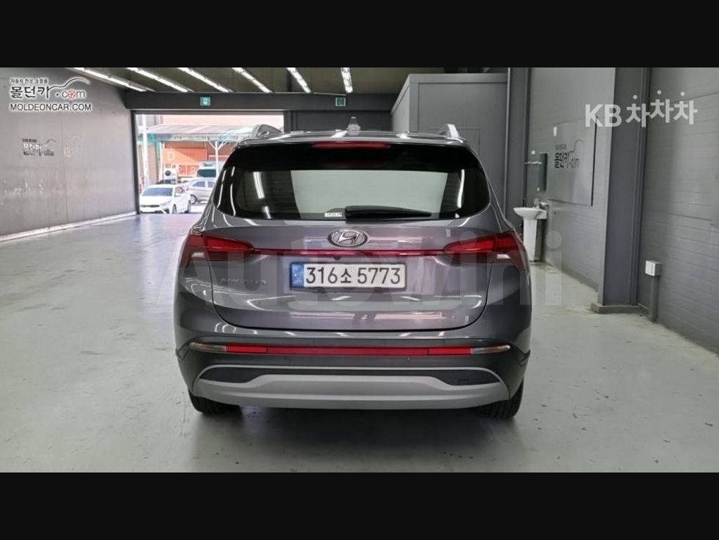 2021 Hyundai Santa Fe  FWD