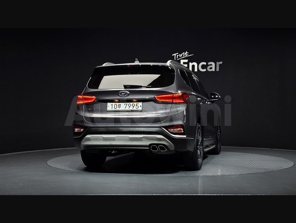 2019 Hyundai Santa Fe  FWD