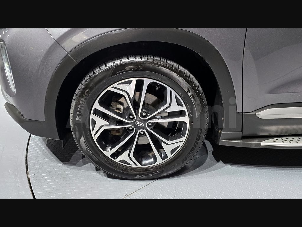 2019 Hyundai Santa Fe  FWD