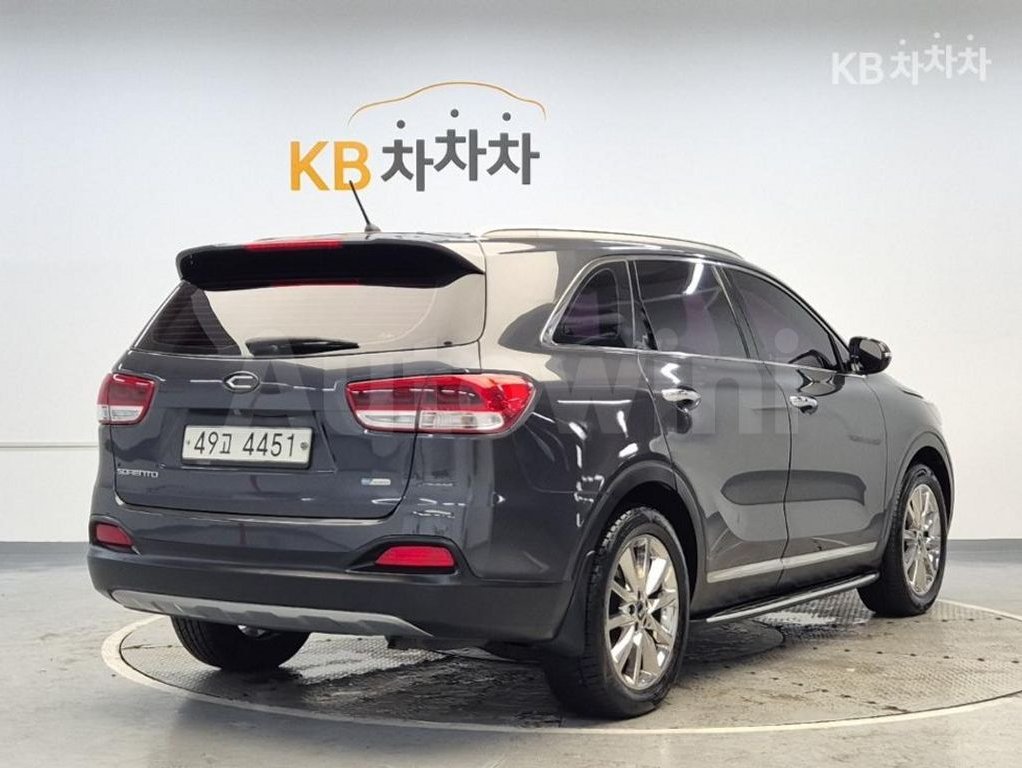 2015 Kia Sorento  FWD