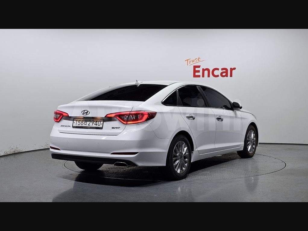 2017 Hyundai Sonata  FWD