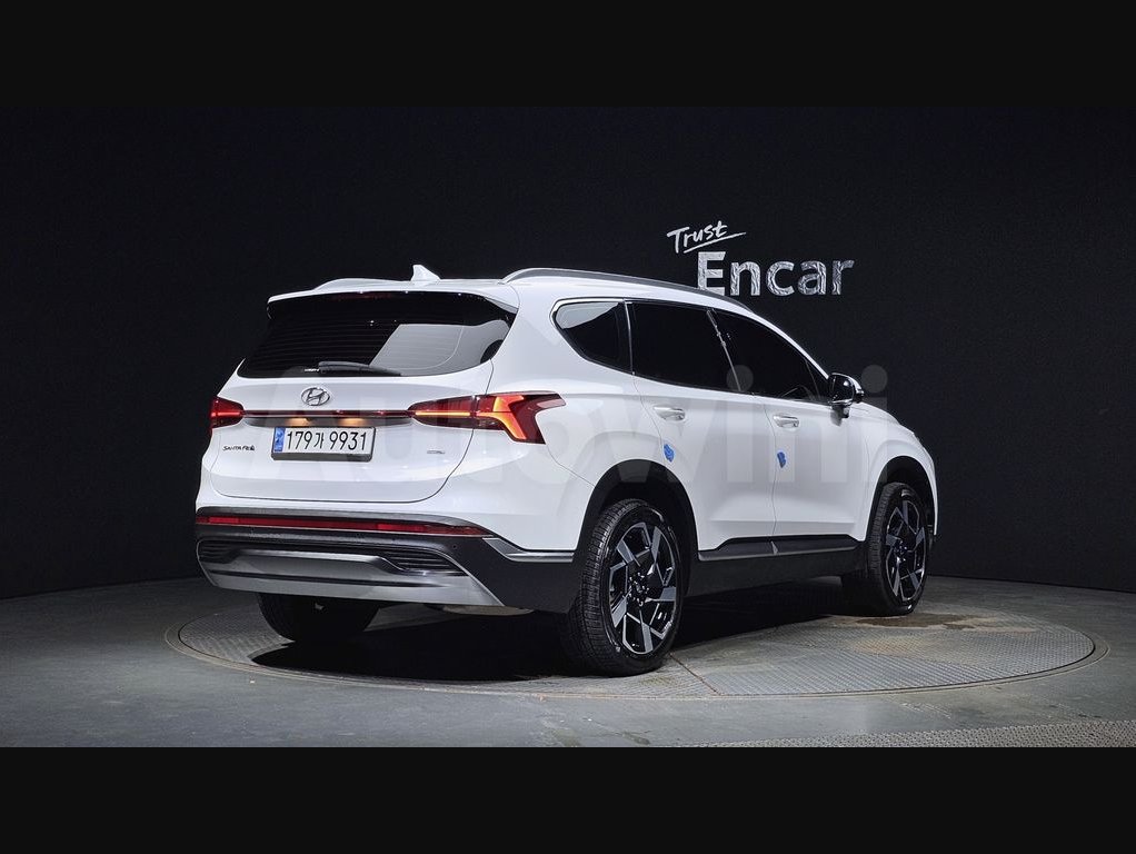 2021 Hyundai Santa Fe  FWD