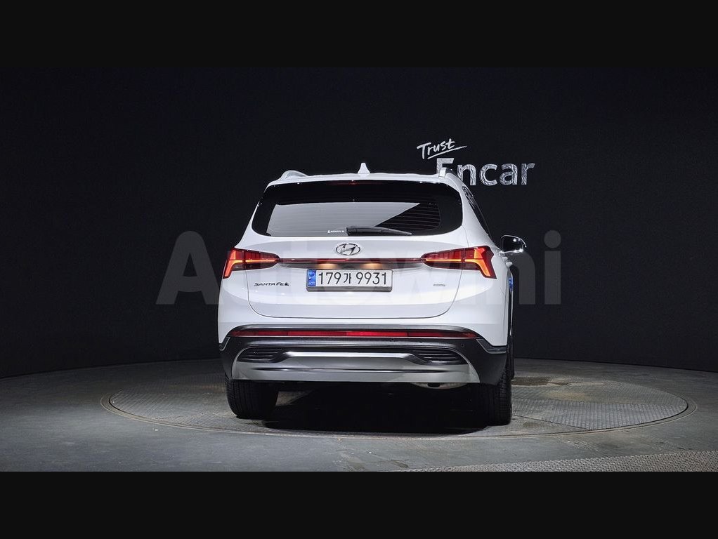 2021 Hyundai Santa Fe  FWD