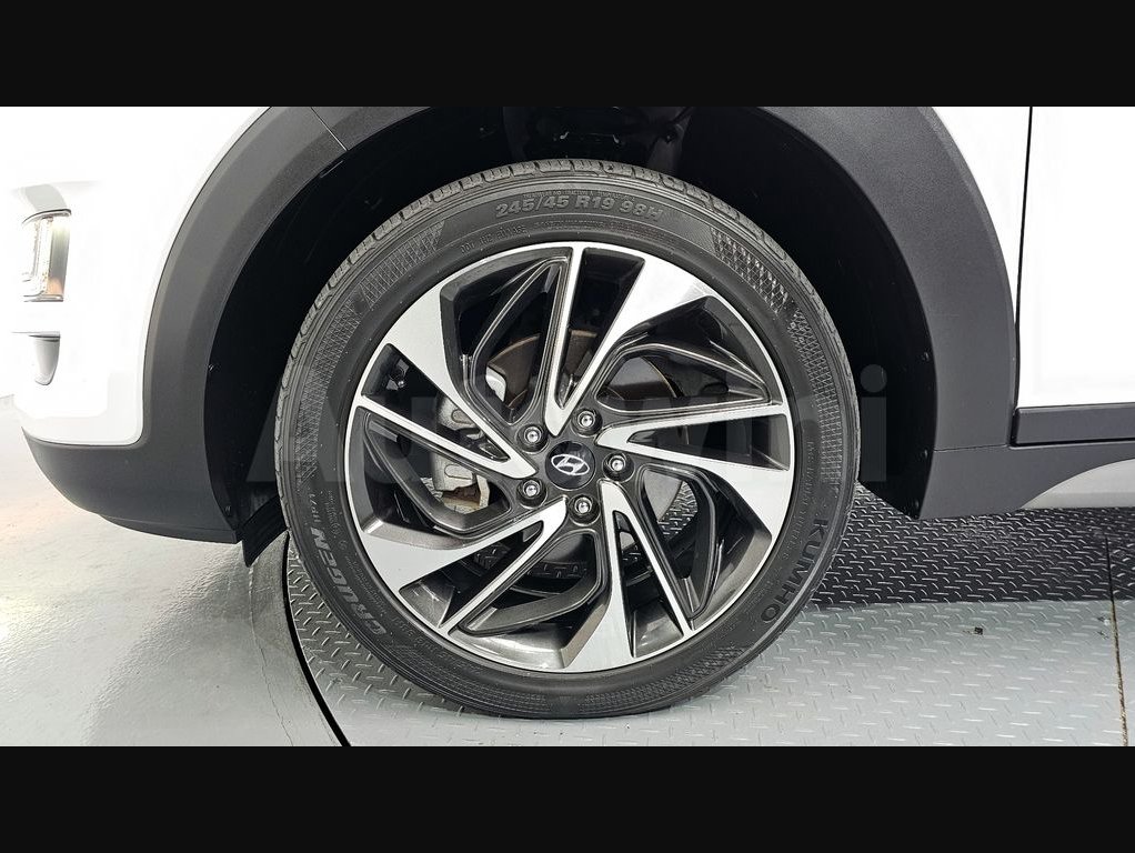 2019 Hyundai Tucson  FWD