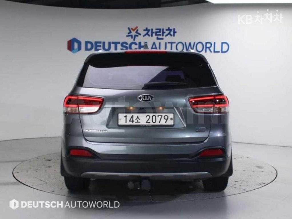 2015 Kia Sorento  FWD