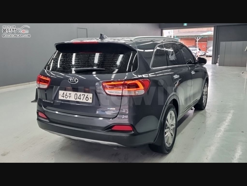 2015 Kia Sorento  FWD