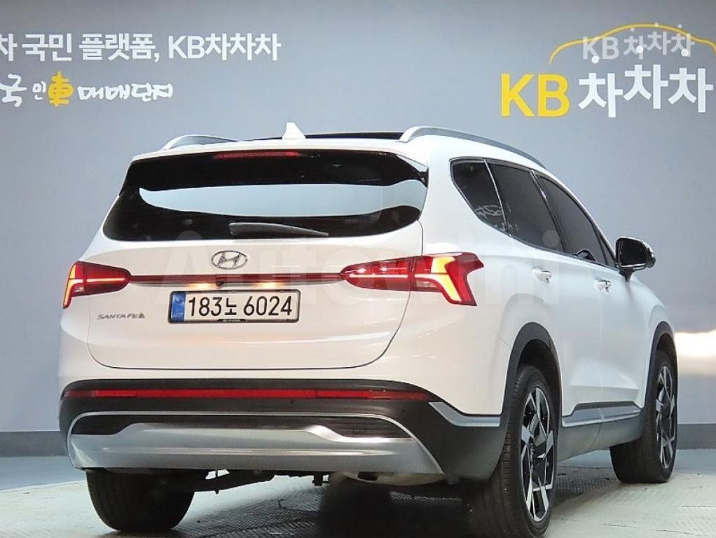 2021 Hyundai Santa Fe  FWD