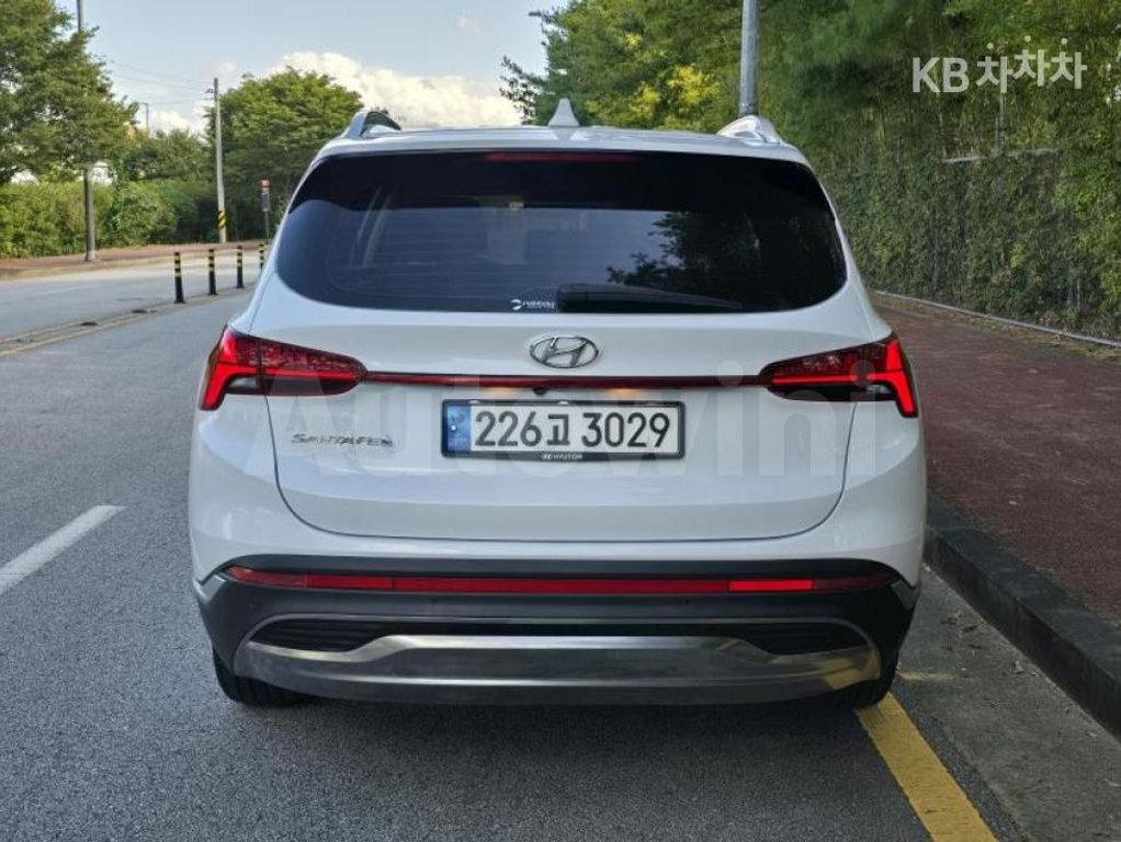 2021 Hyundai Santa Fe  FWD