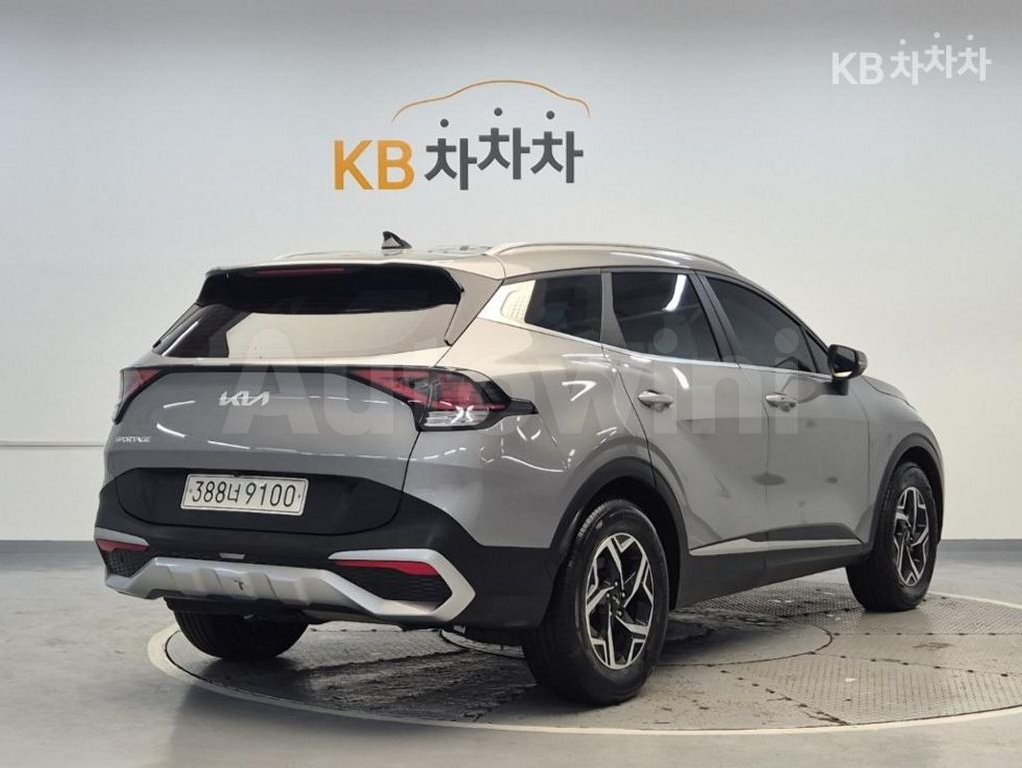 2022 Kia Sportage  FWD