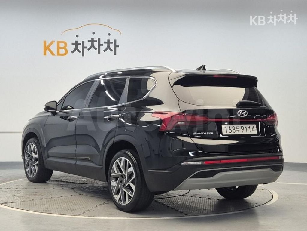 2021 Hyundai Santa Fe  FWD