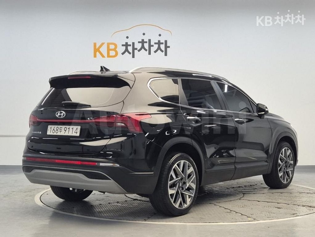 2021 Hyundai Santa Fe  FWD