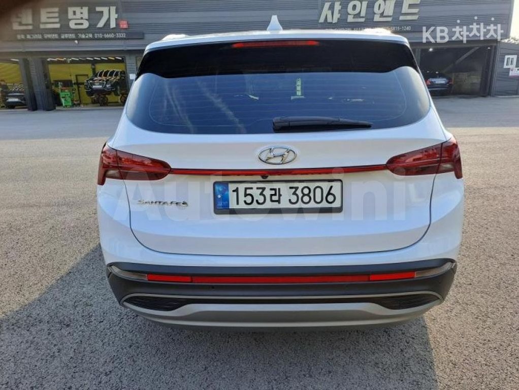 2021 Hyundai Santa Fe  FWD