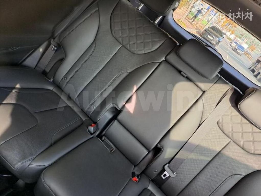 2021 Hyundai Santa Fe  FWD