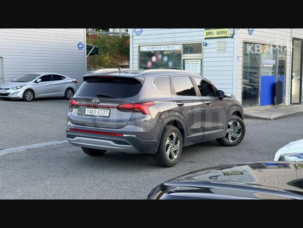2021 Hyundai Santa Fe  FWD