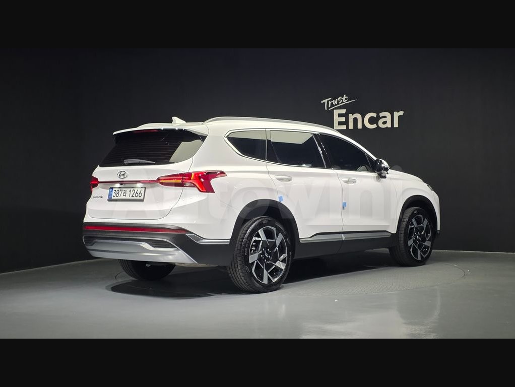 2021 Hyundai Santa Fe  FWD