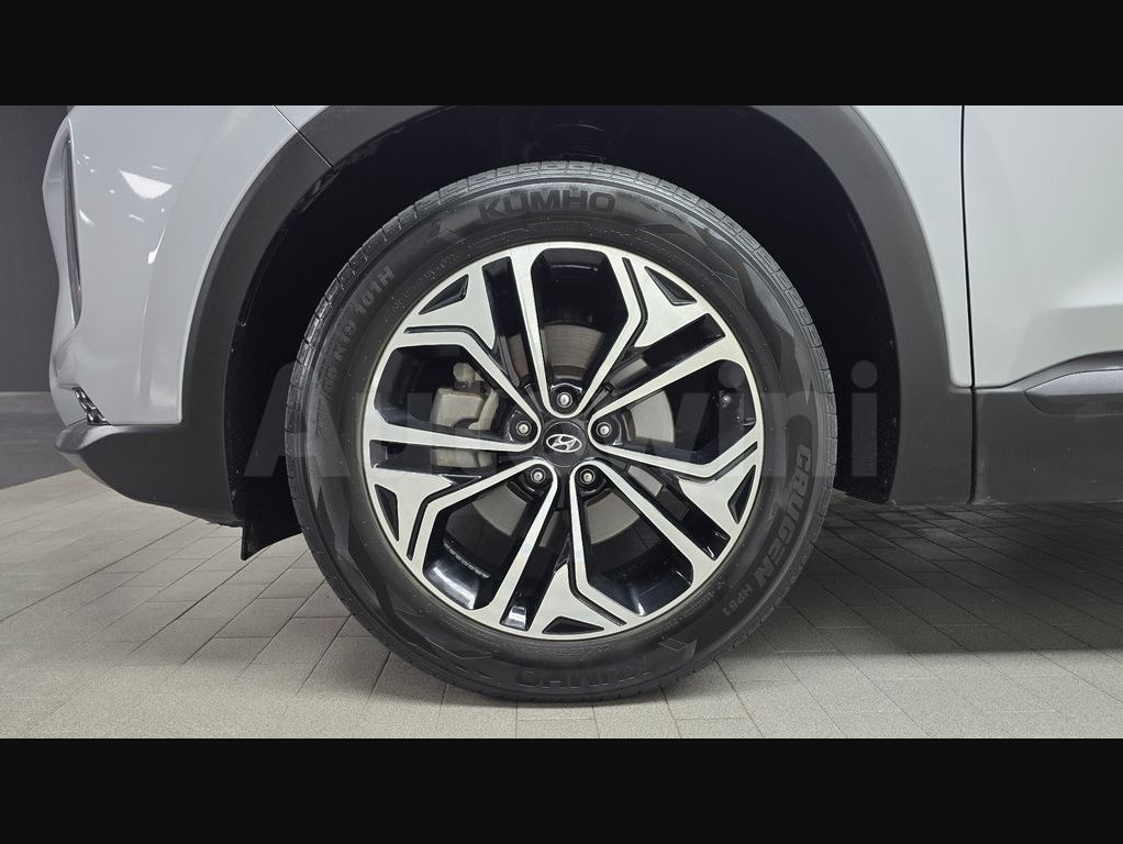 2019 Hyundai Santa Fe  FWD