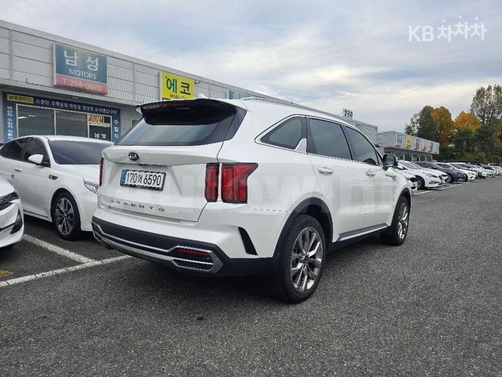 2021 Kia Sorento  FWD