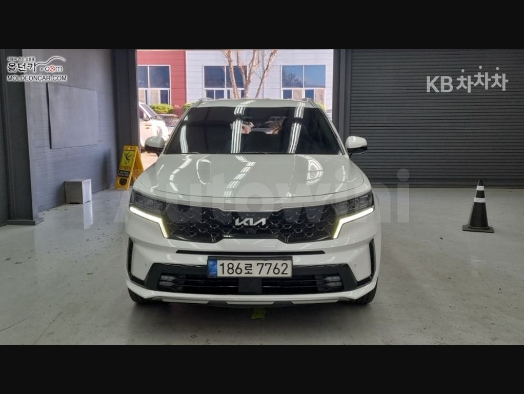 2022 Kia Sorento  FWD