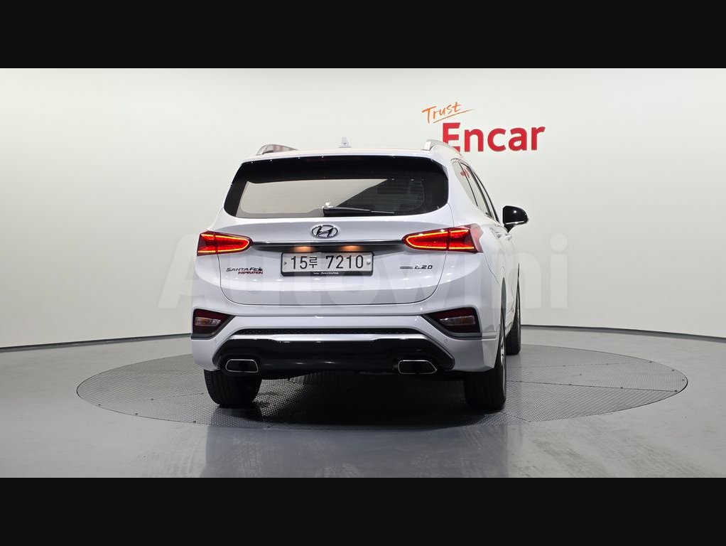 2019 Hyundai Santa Fe  FWD