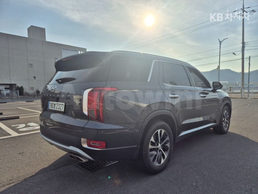 2022 Hyundai Palisade  FWD