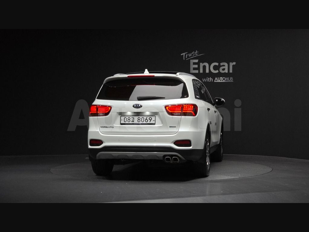 2018 Kia Sorento  FWD