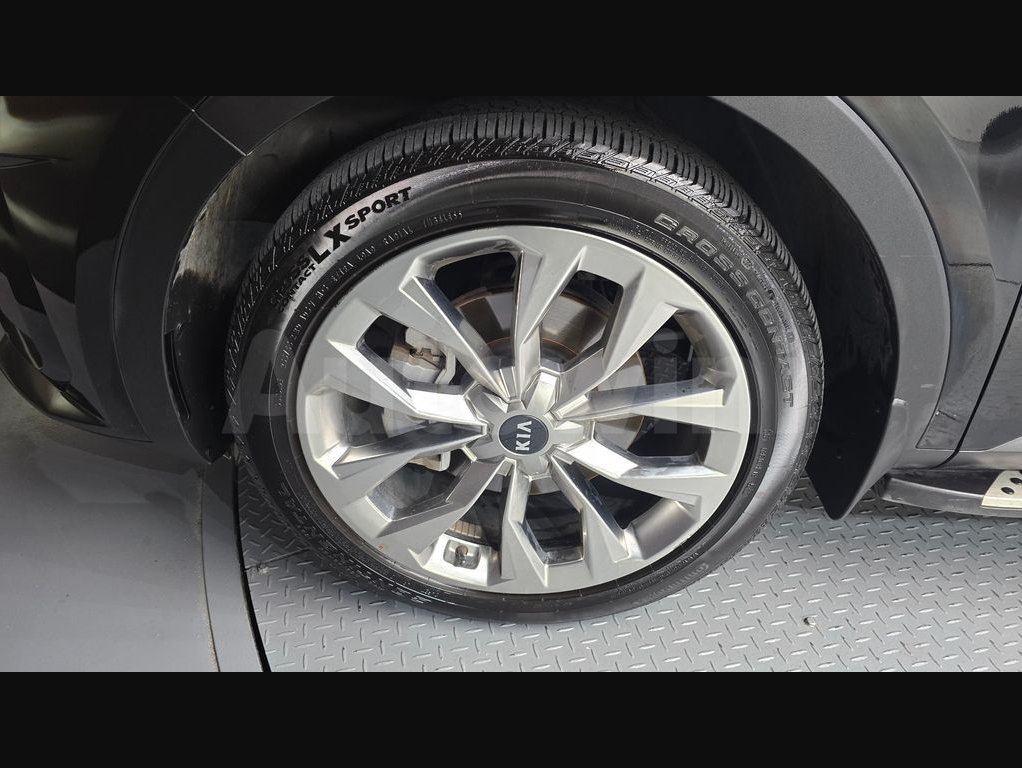 2021 Kia Sorento  FWD