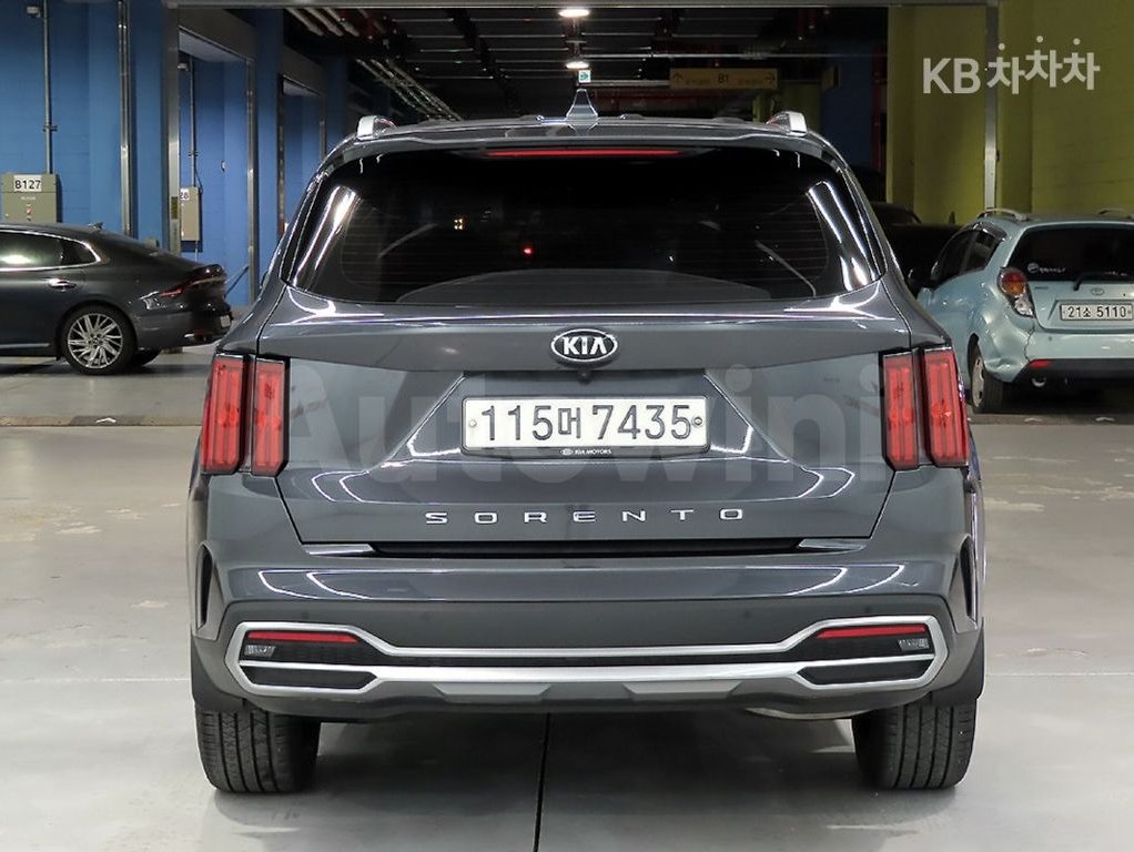 2021 Kia Sorento  FWD