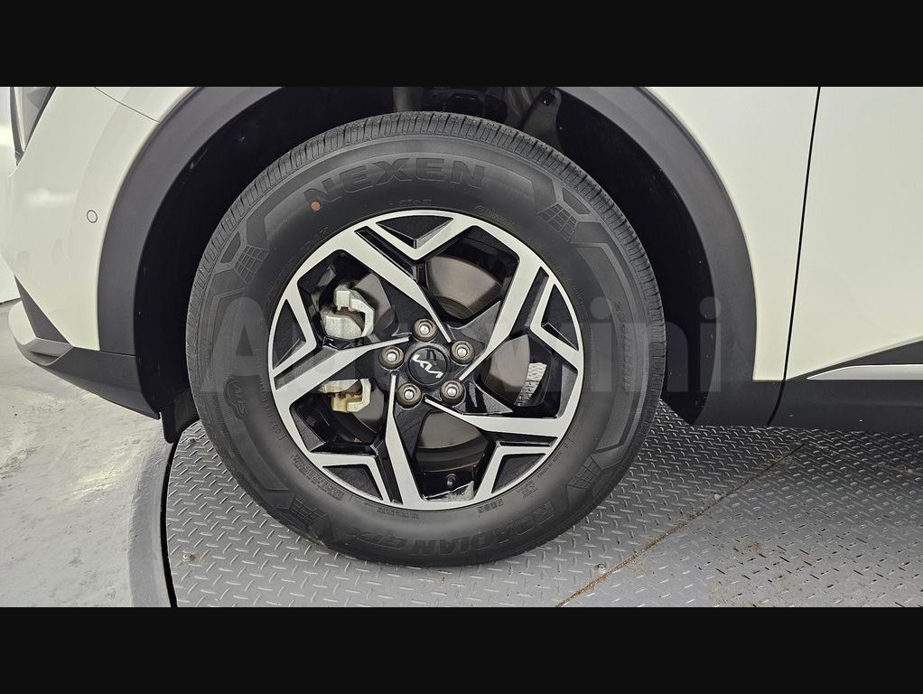 2021 Kia Sportage  FWD