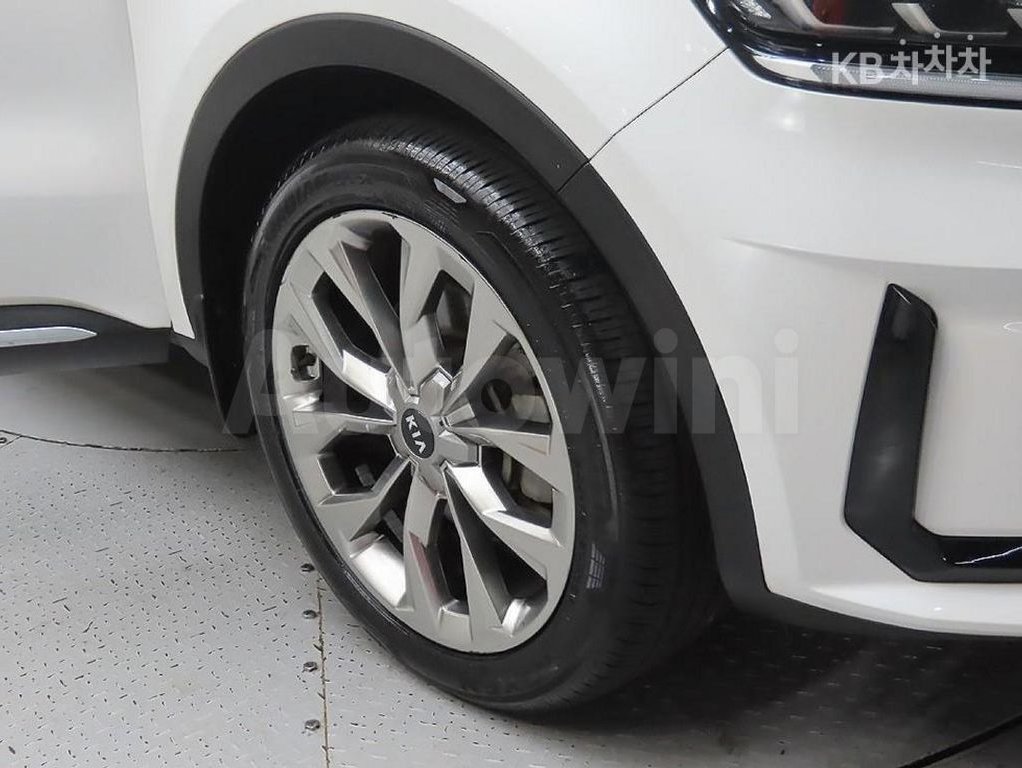 2020 Kia Sorento  FWD