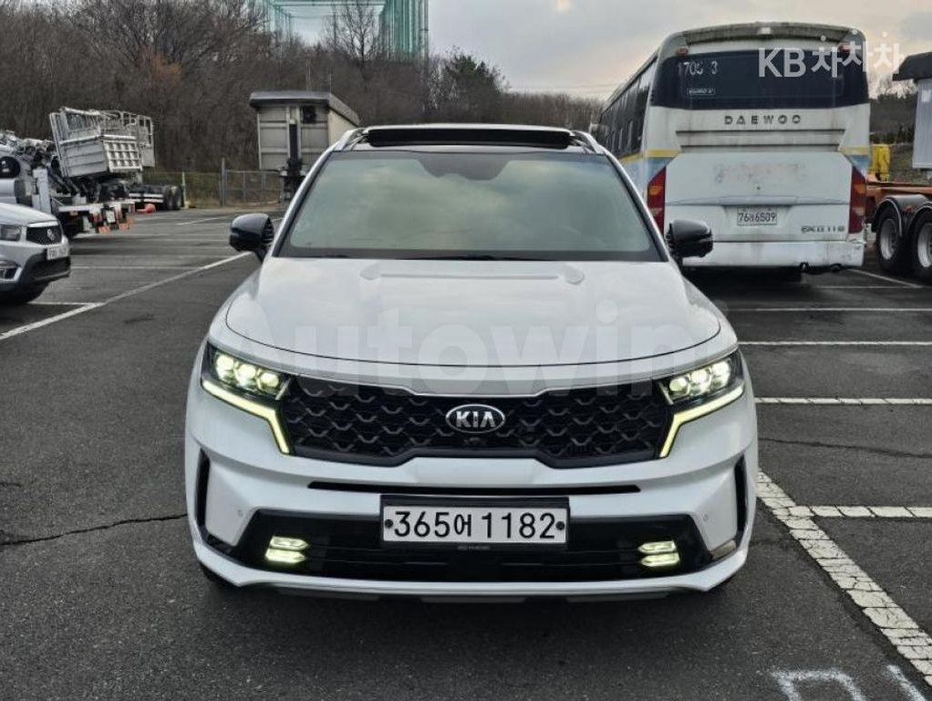2020 Kia Sorento  FWD