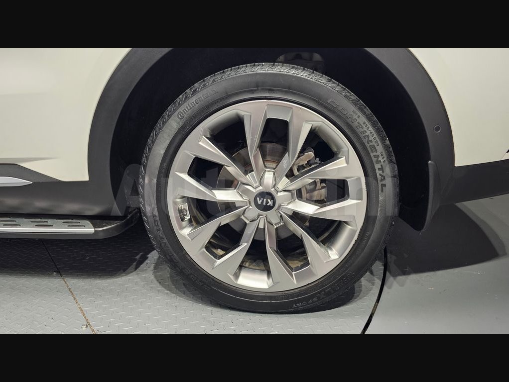 2020 Kia Sorento  FWD