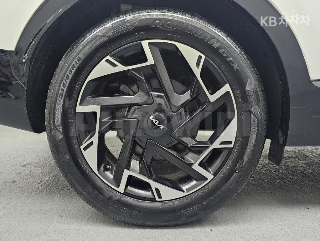 2021 Kia Sportage  FWD